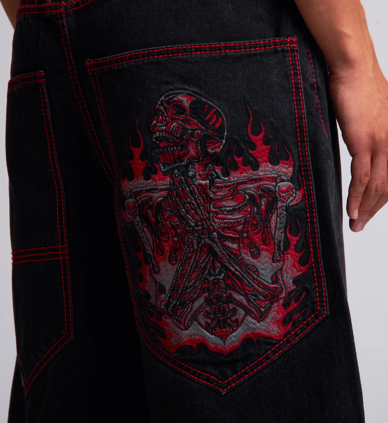 Flameful Faith Short - Image 5