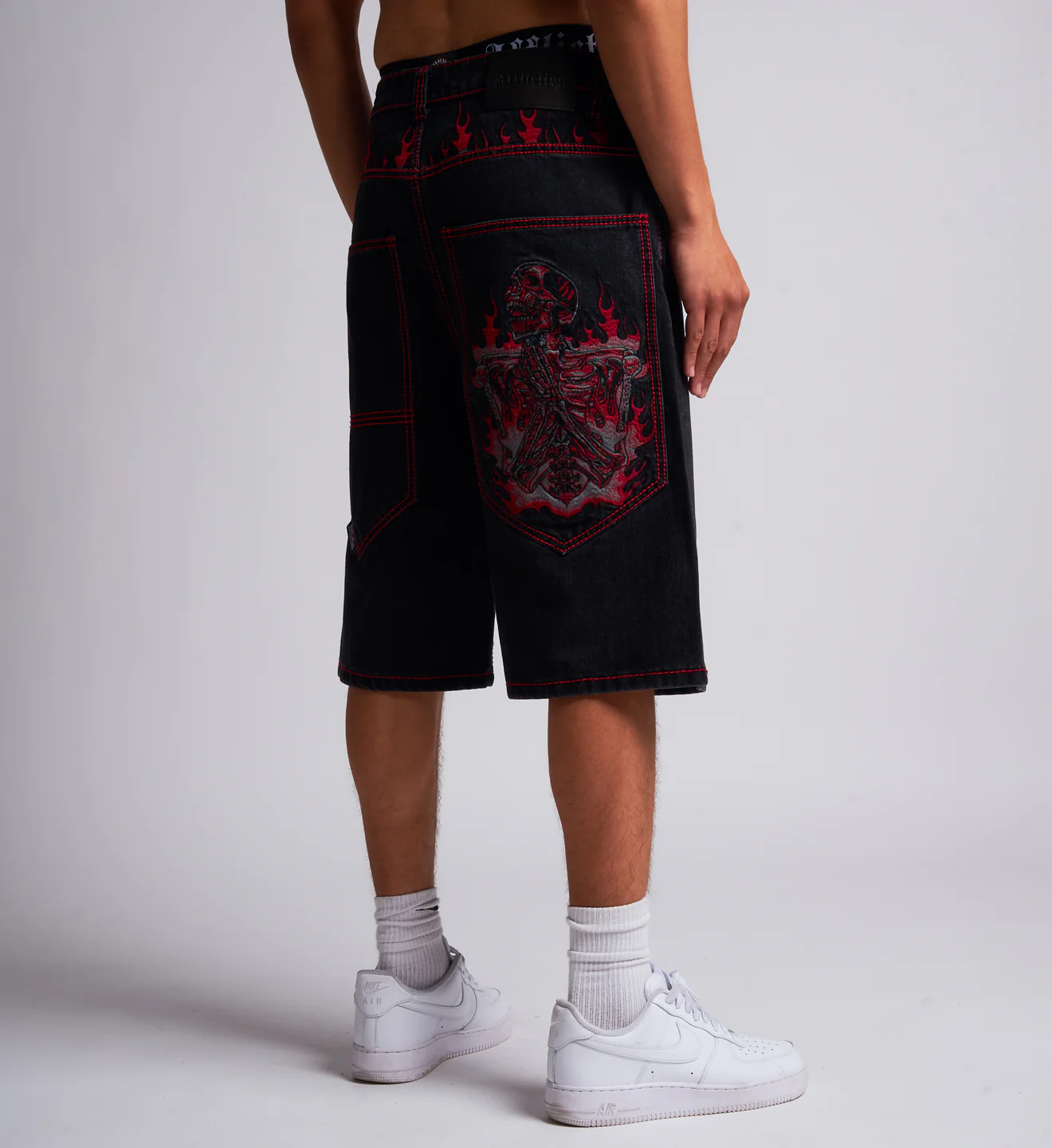 Flameful Faith Short - Image 9